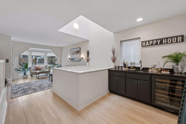 2726 Humboldt Avenue S A, Minneapolis, MN 55408