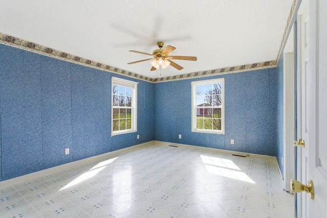 1143 Breezy Lane, Berea, KY 40403