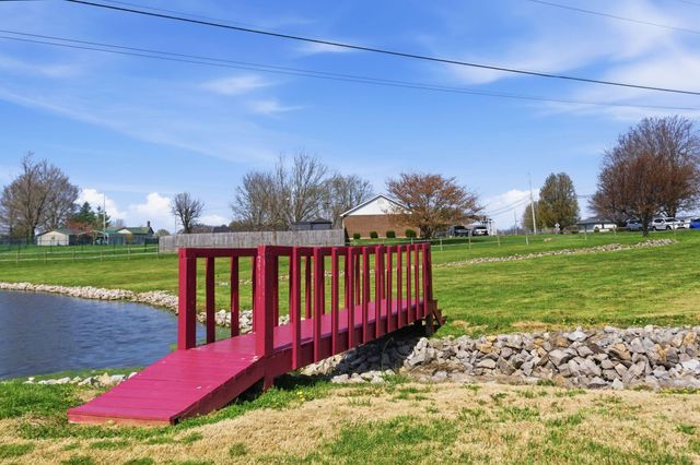 1143 Breezy Lane, Berea, KY 40403