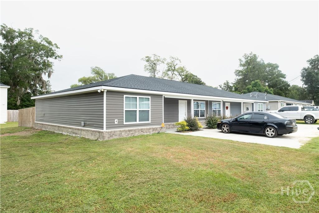 Image 25 of property listing at 36 SW Pine Street SW, Ludowici, GA 31316