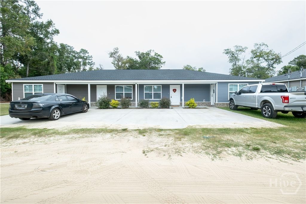 Image 26 of property listing at 36 SW Pine Street SW, Ludowici, GA 31316