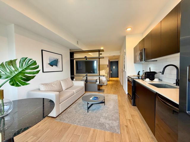 398 NE 5th Street 3907, Miami, FL 33132