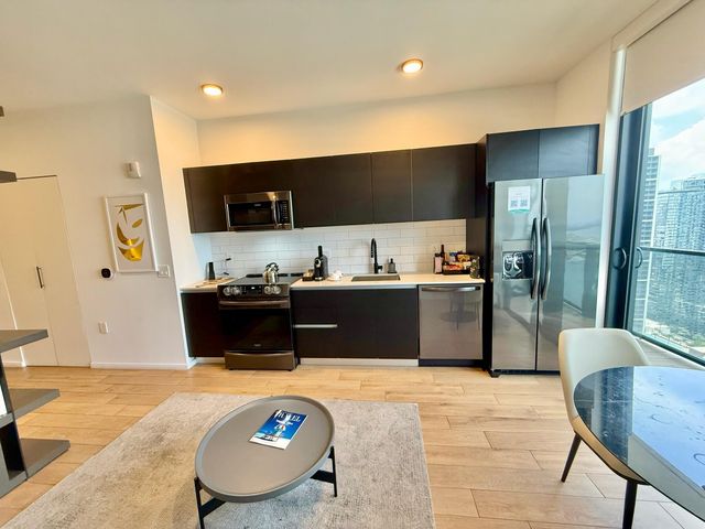 398 NE 5th Street 3907, Miami, FL 33132