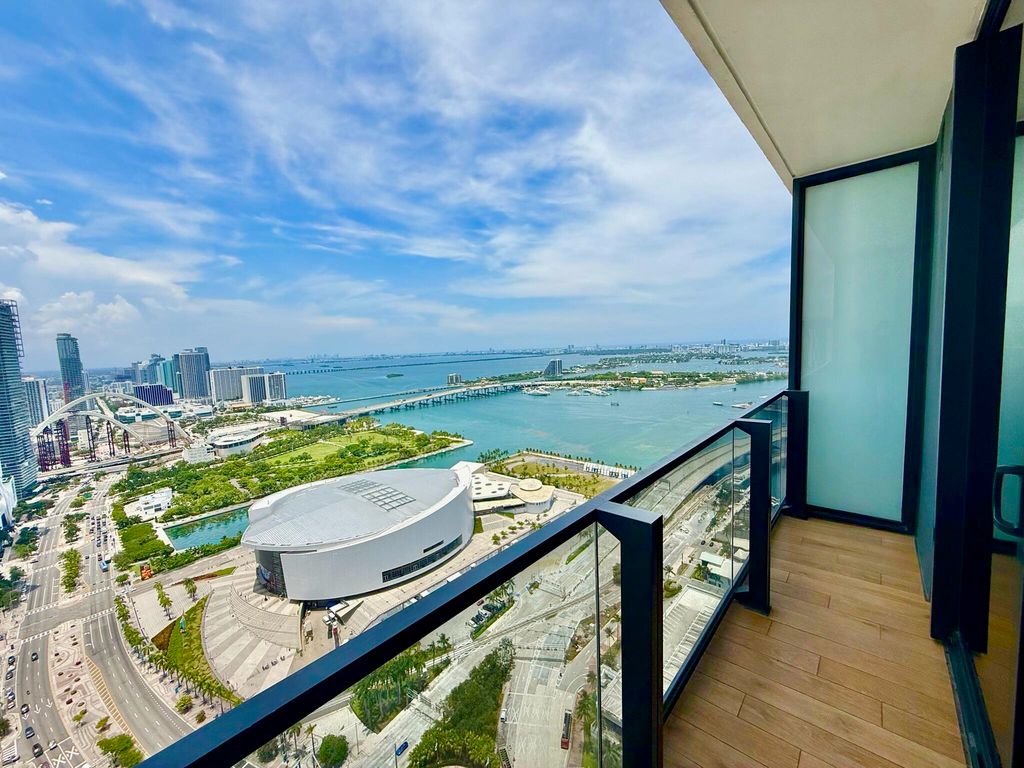 398 NE 5th Street 3907, Miami, FL 33132