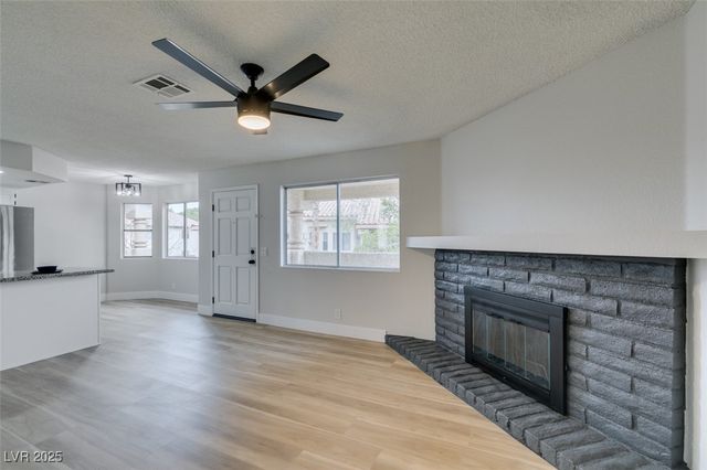 1301 Pinto Rock Lane 202, Las Vegas, NV 89128