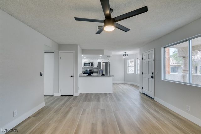 1301 Pinto Rock Lane 202, Las Vegas, NV 89128