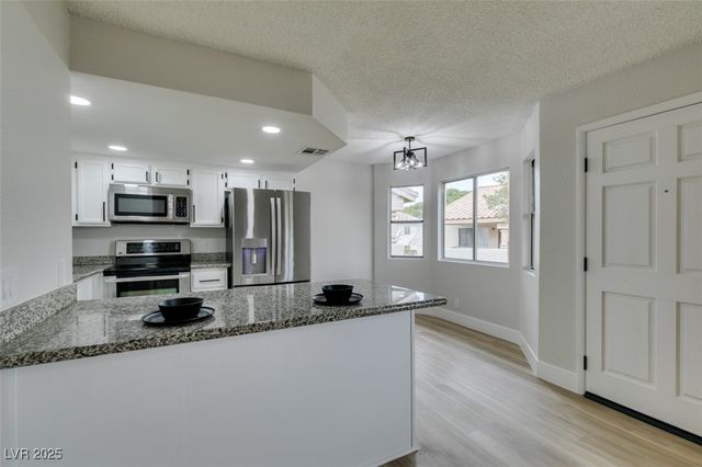 1301 Pinto Rock Lane 202, Las Vegas, NV 89128