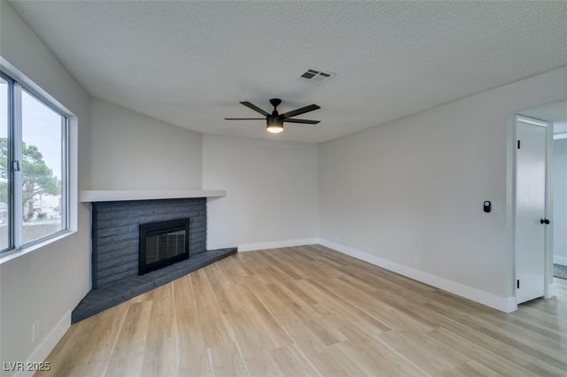 1301 Pinto Rock Lane 202, Las Vegas, NV 89128