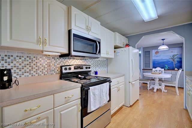 2111 Jacaranda Way, Sebring, FL 33872