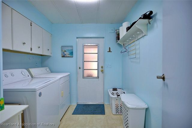 2111 Jacaranda Way, Sebring, FL 33872