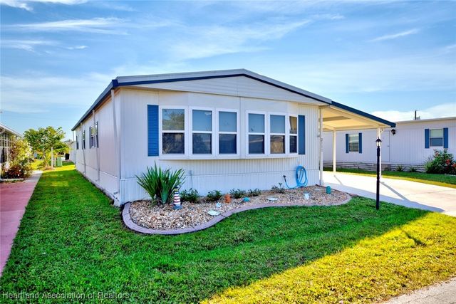 2111 Jacaranda Way, Sebring, FL 33872