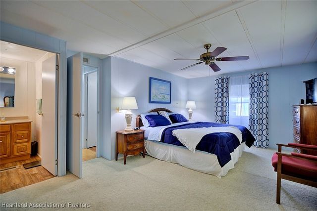 2111 Jacaranda Way, Sebring, FL 33872