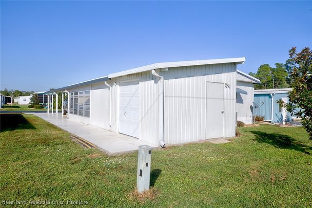 2111 Jacaranda Way, Sebring, FL 33872