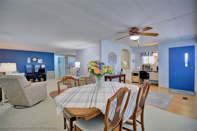 2111 Jacaranda Way, Sebring, FL 33872