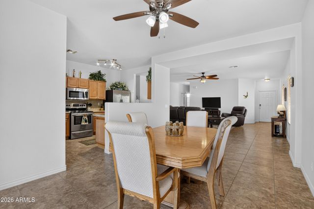 566 E RENEGADE Place, San Tan Valley, AZ 85143
