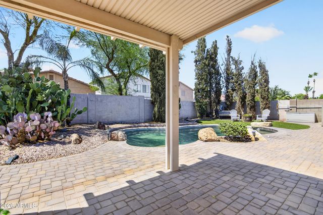 566 E RENEGADE Place, San Tan Valley, AZ 85143