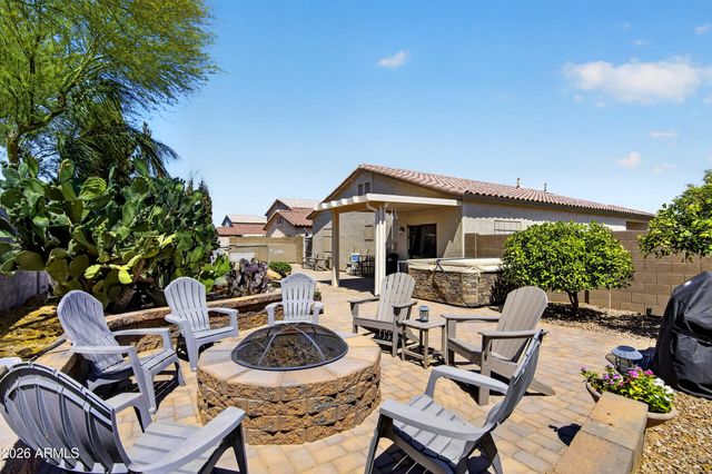 566 E RENEGADE Place, San Tan Valley, AZ 85143