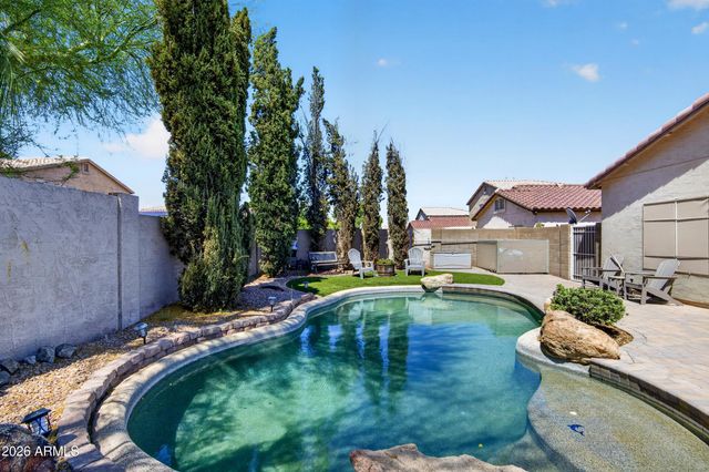 566 E RENEGADE Place, San Tan Valley, AZ 85143