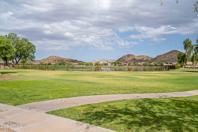 566 E RENEGADE Place, San Tan Valley, AZ 85143