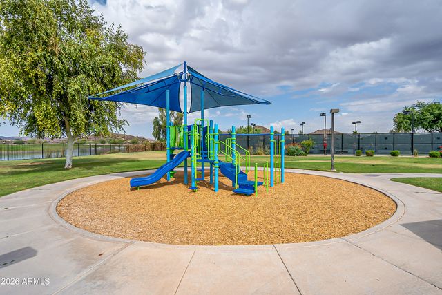 566 E RENEGADE Place, San Tan Valley, AZ 85143