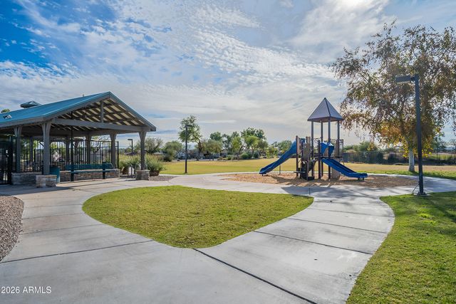 566 E RENEGADE Place, San Tan Valley, AZ 85143