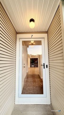 7 Garden Path 7, Farmington, CT 06032