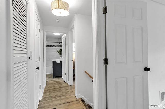 414 Longmeadow Road, Amherst, NY 14226