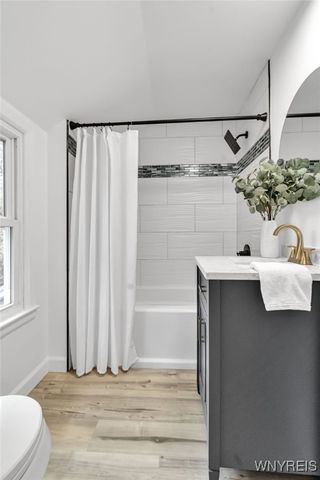 414 Longmeadow Road, Amherst, NY 14226