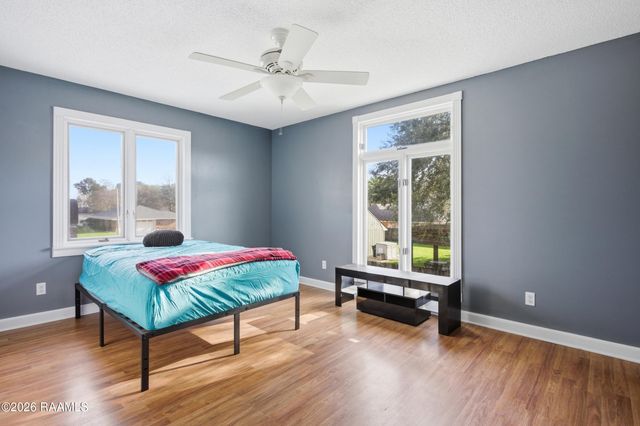 420 Rosemount Drive, New Iberia, LA 70560