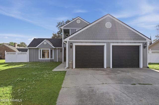 420 Rosemount Drive, New Iberia, LA 70560