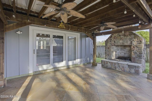 420 Rosemount Drive, New Iberia, LA 70560