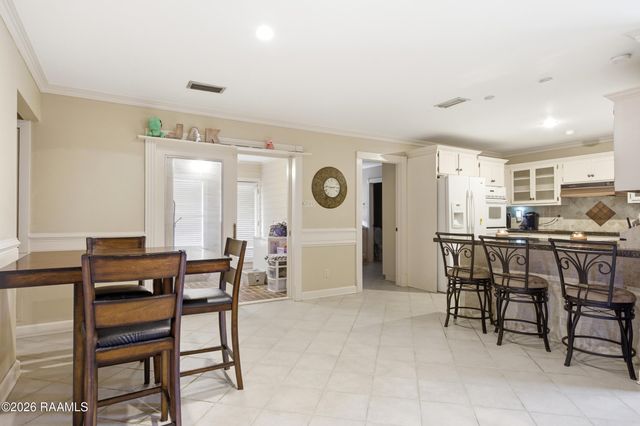 420 Rosemount Drive, New Iberia, LA 70560