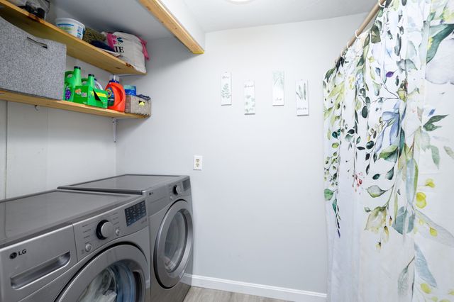 62 Grove St, Spencer, MA 01562