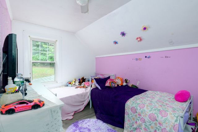 62 Grove St, Spencer, MA 01562