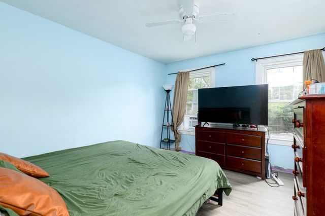 62 Grove St, Spencer, MA 01562