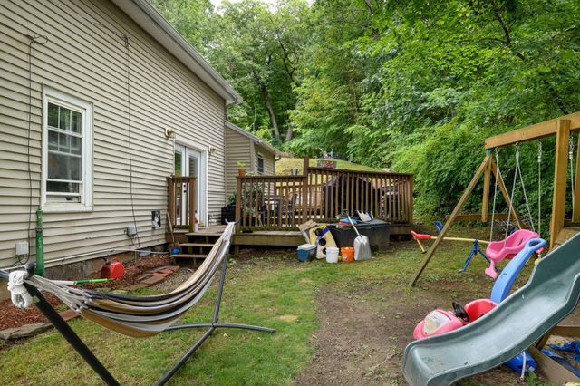 62 Grove St, Spencer, MA 01562