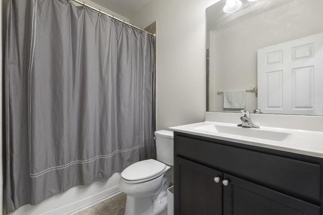 3950 Devenshire Court, Coconut Creek, FL 33073