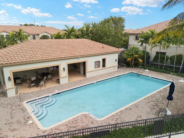 3950 Devenshire Court, Coconut Creek, FL 33073