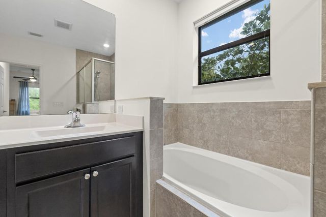 3950 Devenshire Court, Coconut Creek, FL 33073