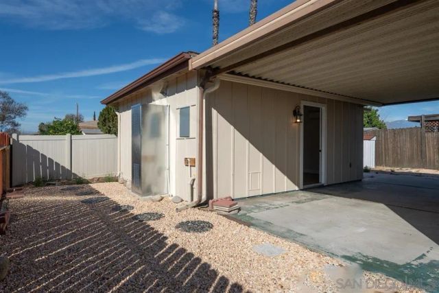 2398 San Bernardo Ave, Hemet, CA 92545