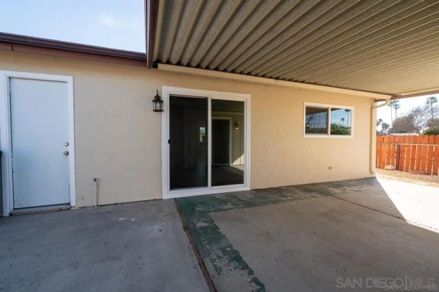 2398 San Bernardo Ave, Hemet, CA 92545