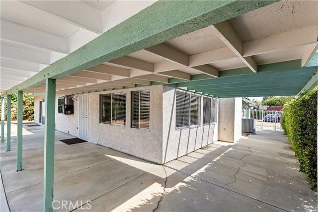 10372 Wells, Riverside, CA 92505