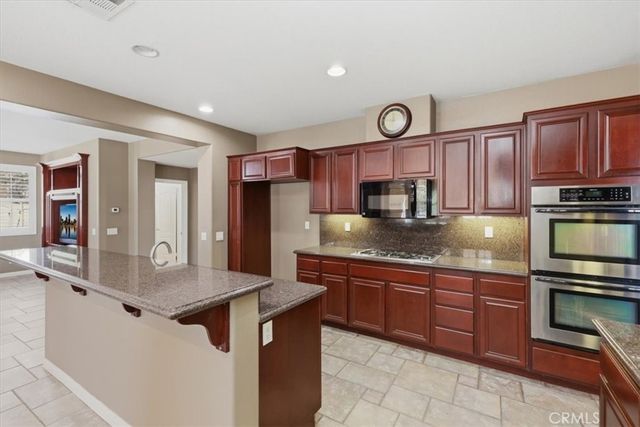 17731 Glen Hollow, Riverside, CA 92504
