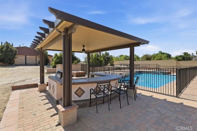17731 Glen Hollow, Riverside, CA 92504