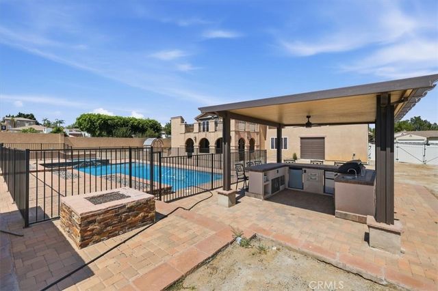 17731 Glen Hollow, Riverside, CA 92504