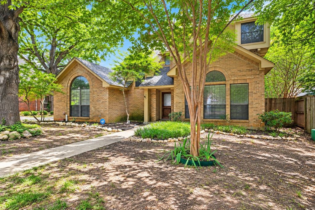 1929 Highland Park Circle, Denton, TX 76205 — exterior