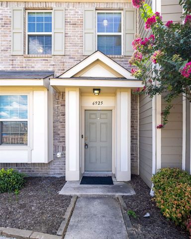 6925 Sandshell Boulevard, Fort Worth, TX 76137