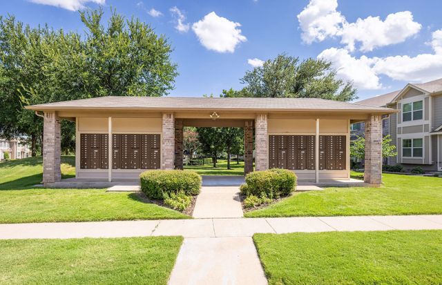 6925 Sandshell Boulevard, Fort Worth, TX 76137