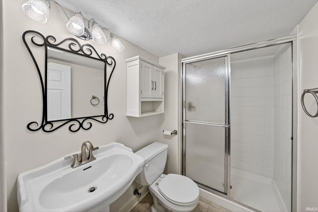 3334 Deer Lake Drive, South Bend, IN 46614