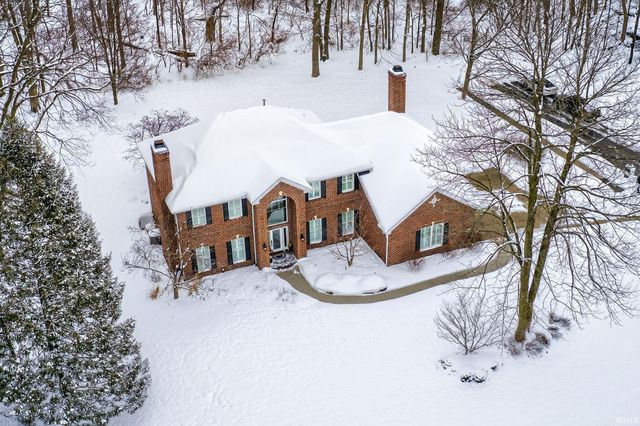 3334 Deer Lake Drive, South Bend, IN 46614